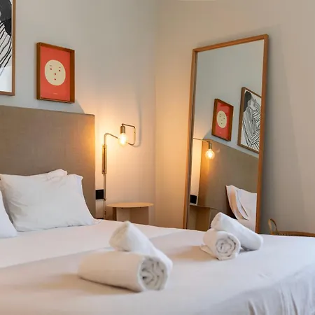 Prime Riverside Daire